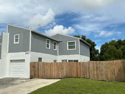 537 NW 51st Avenue W, Delray Beach, FL 33445