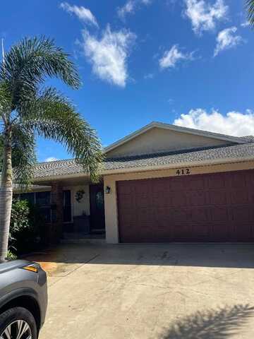412 SW Sansom Lane, Port Saint Lucie, FL 34953