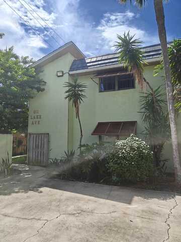111 Lake Avenue, Lake Worth, FL 33460