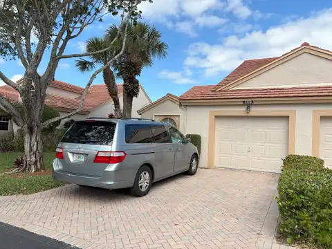 7773 Silver Lake Drive, Delray Beach, FL 33446