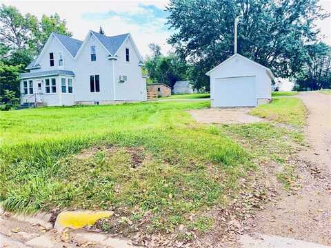 227 South Avenue, Boyd, MN 56218