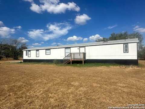 175 CR 481, Pandora, TX 78143