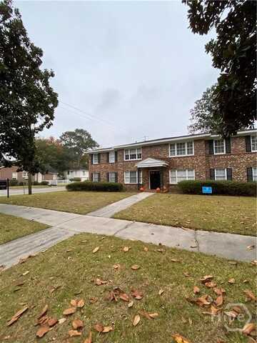 139 E 55th Street, Savannah, GA 31405