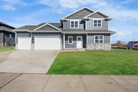 6634 Royal View Drive, Windsor, WI 53532