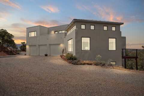 2 Concetta Court, Sandia Park, NM 87047