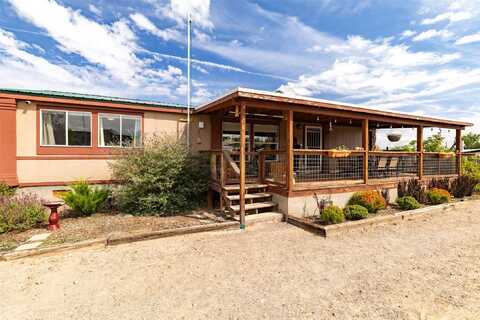 7 County Road 130A, Hernandez, NM 87537