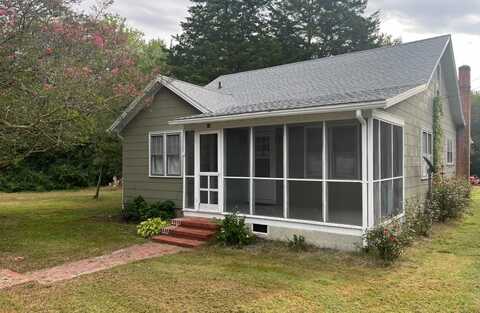 25 HILL ST, ONANCOCK, VA 23417