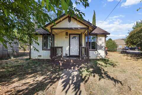 2820 Alfreda Way, Redding, CA 96002