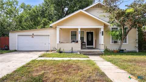 415 Elm Street, Seguin, TX 78155