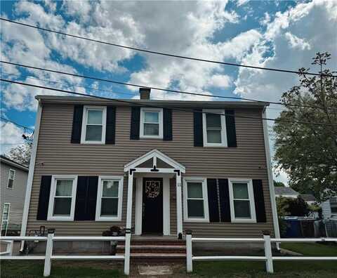 11 Crane Street, Pawtucket, RI 02860