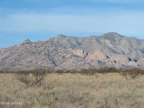 N Desert Road, Pearce, AZ 85625