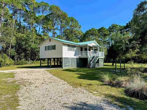 5 Alapaha Avenue, Panacea, FL 32346