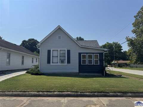 2430 N 6 1/2 Street, Terre Haute, IN 47804