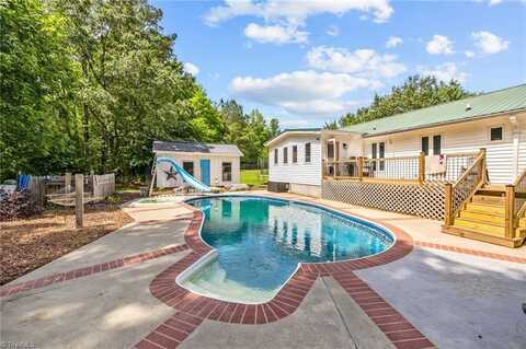 108 Palomino Road, Carthage, NC 28327