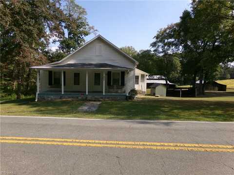 3277 Brook Cove Road, Germanton, NC 27019