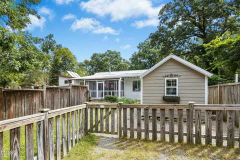 102-a Ashe Street, Carrboro, NC 27510
