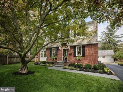100 W BRIDGE STREET, NEW HOPE, PA 18938
