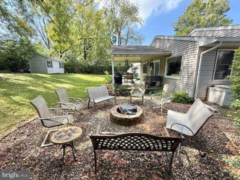 1120 RIVERVIEW DRIVE, READING, PA 19605