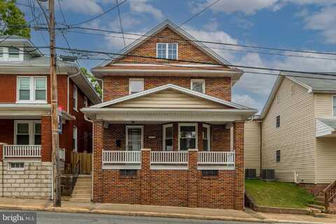 33 S MAIN STREET, DOVER, PA 17315