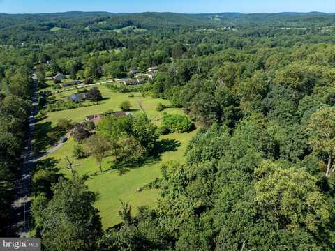 3251 COVENTRYVILLE ROAD, POTTSTOWN, PA 19465