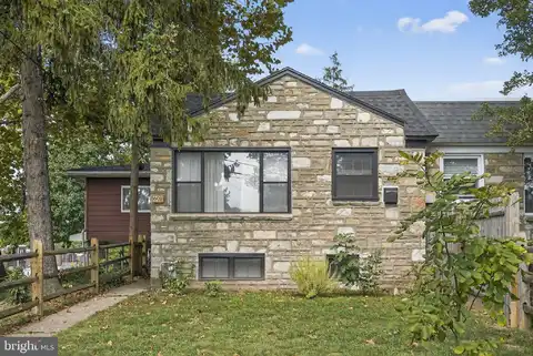 601 CALAMIA DRIVE, NORRISTOWN, PA 19401