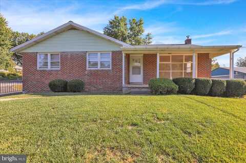 1030 CHESTNUT STREET, LEESPORT, PA 19533