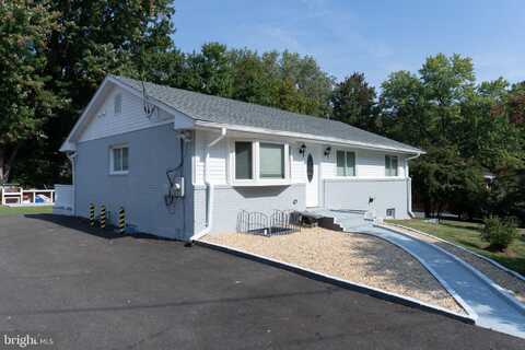 8008 BOUNDARY DRIVE, DISTRICT HEIGHTS, MD 20747