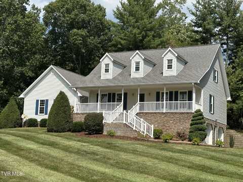 177 Fox Chase Lane, Unicoi, TN 37692