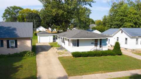 1007 Cedar Street, Charles City, IA 50616