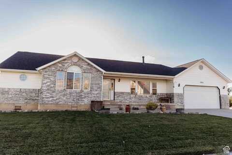 3231 N PELICAN, Farr West, UT 84404