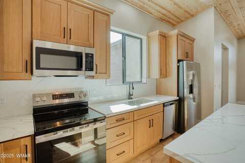 4646 West Tatanka Loop, Show Low, AZ 85901