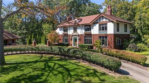405 W Washington Blvd., Grove City, PA 16127