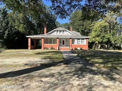 330 Mcrae Street, Laurinburg, NC 28352