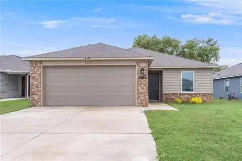 3604 Hariet DR, Siloam Springs, AR 72761