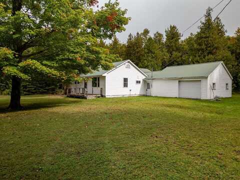 1916 W US-2 Highway, Saint Ignace, MI 49781