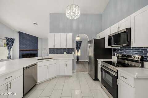 10230 W CAMPBELL Avenue, Phoenix, AZ 85037