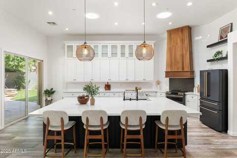 12540 E Mercer Lane, Scottsdale, AZ 85259