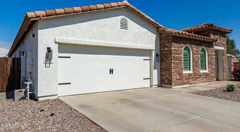 3428 E RAVENSWOOD Drive, Gilbert, AZ 85298