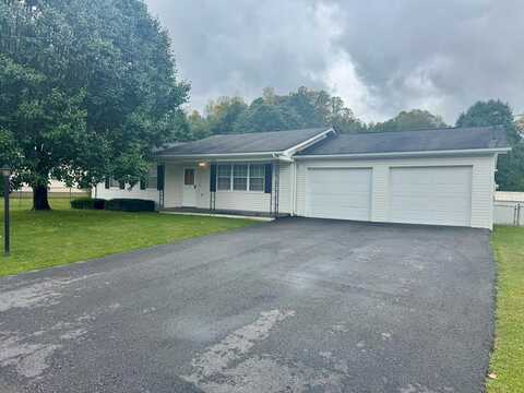 108 Albert Ave, DRY HILL, WV 25801