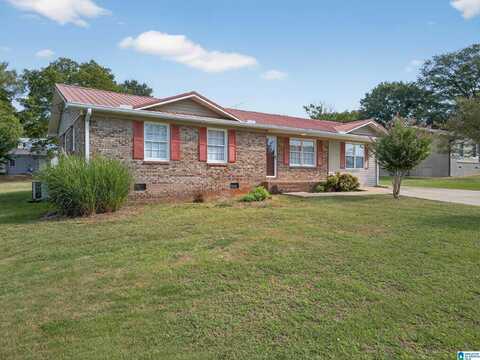 513 LAKEWOOD DRIVE, WEAVER, AL 36277