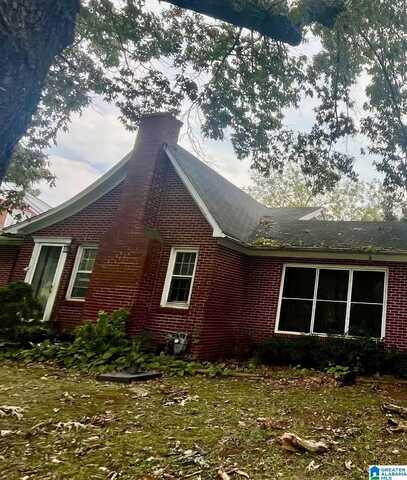 706 WASHINGTON AVENUE, RUSSELLVILLE, AL 35653