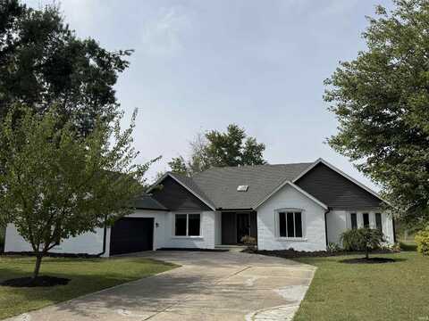 35 Ridgecrest Court, Terre Haute, IN 47802