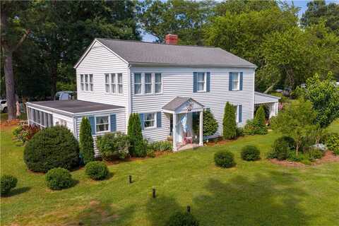 82 Sturgeon Street, Deltaville, VA 23043