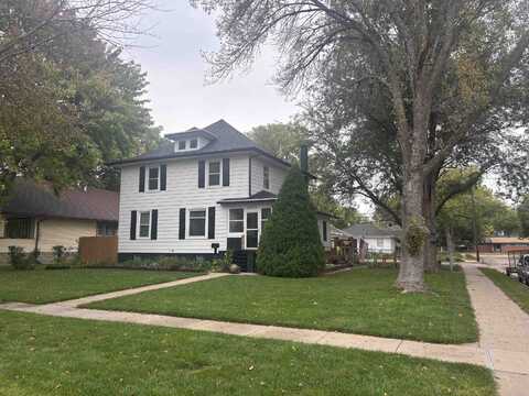 2004 16th Street, Columbus, NE 68601