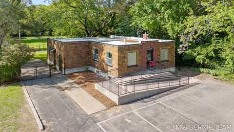 286 E 19TH STREET, HOLLAND, MI 49423