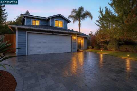 2207 Bridgeport Way, Martinez, CA 94553