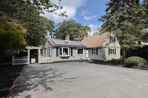 850 Queen Anne Road, Harwich, MA 02645