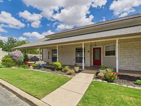 511 -- Kristofer, Fredericksburg, TX 78624
