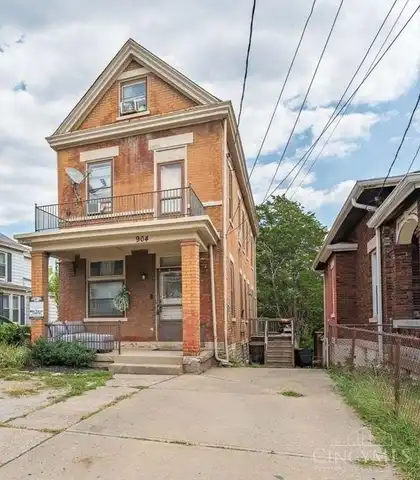 904 Rosemont Avenue, Cincinnati, OH 45205