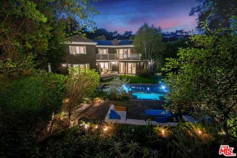 3946 Stone Canyon Ave, Sherman Oaks, CA 91403